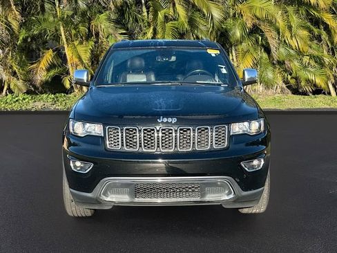 Used 2020 Jeep Grand Cherokee Limited w/ Luxury Group II image 2