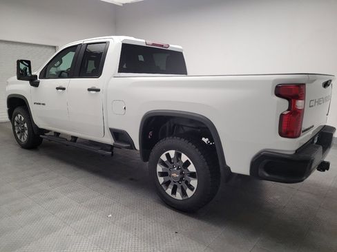 Used 2022 Chevrolet Silverado 2500 Custom w/ Custom Value Package RWD image 3