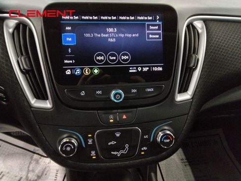 Used 2023 Chevrolet Malibu LS image 19