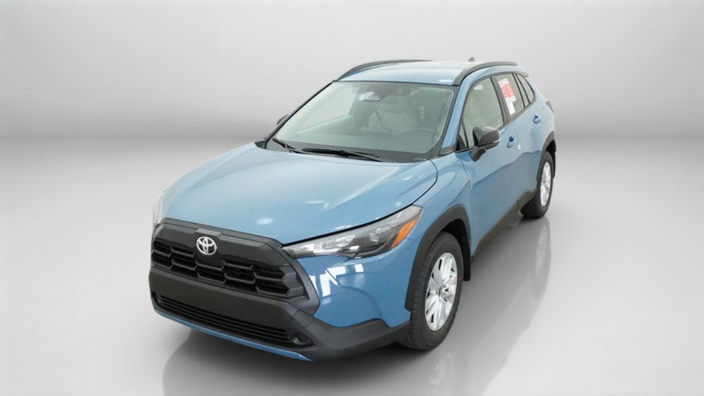 New 2026 Toyota Corolla Cross LE FWD image 3