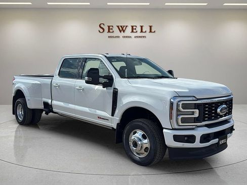 Used 2025 Ford F350 Platinum AWD/4WD image 7