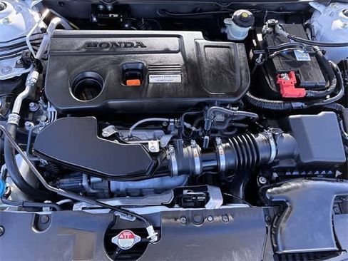 Used 2019 Honda Accord Touring image 15