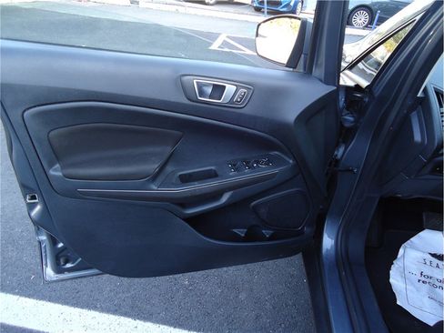 Used 2019 Ford EcoSport SE image 10