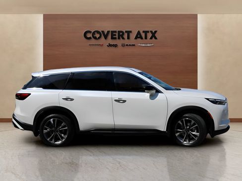 Used 2024 INFINITI QX60 Luxe w/ Performance Audio Package FWD image 6