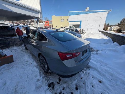 Used 2023 Chevrolet Malibu LT image 3