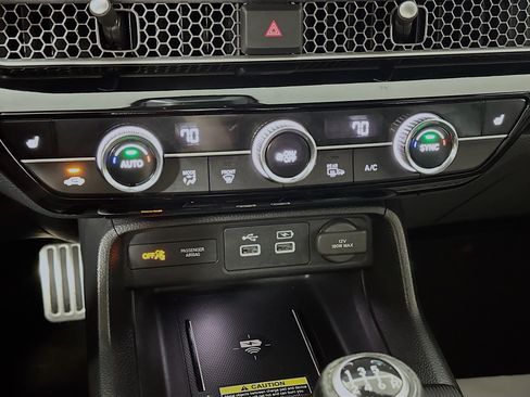 Used 2023 Honda Civic Sport Touring image 16