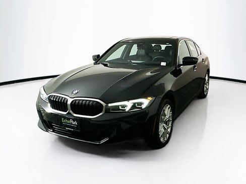 Used 2025 BMW 330i Sedan image 3