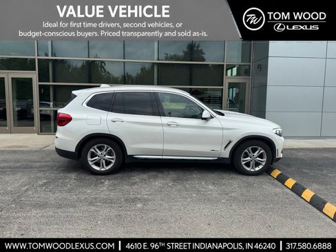 Used 2018 BMW X3 xDrive30i AWD/4WD image 1