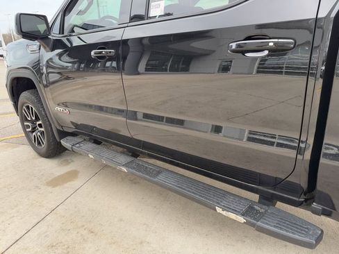 Used 2020 GMC Sierra 1500 AT4 w/ AT4 Premium Package AWD/4WD image 18