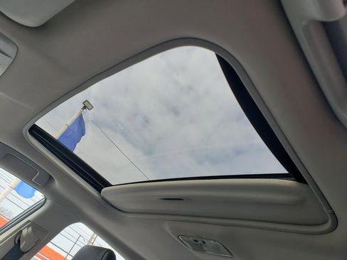 Used 2014 Toyota Corolla S image 19