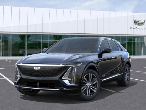 New 2025 Cadillac Lyriq Luxury image 6