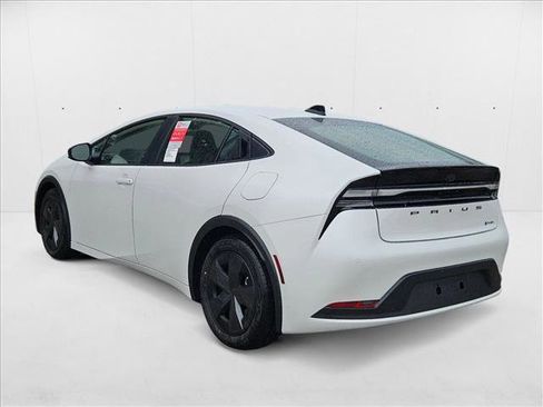 New 2026 Toyota Prius Plug-In Hybrid image 8