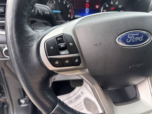 Used 2022 Ford Explorer XLT w/ Equipment Group 202A image 20