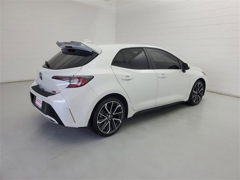Used 2022 Toyota Corolla XSE image 5
