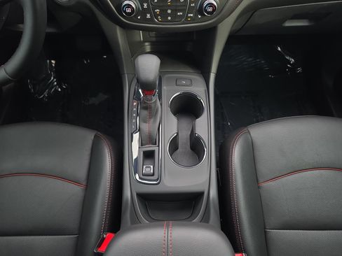 Used 2024 Chevrolet Equinox RS w/ RS Leather Package AWD/4WD image 23