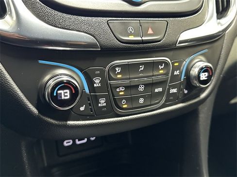 Certified 2023 Chevrolet Equinox LT image 19