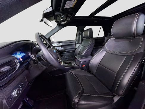 Used 2021 Ford Explorer ST w/ Equipment Group 401A image 13