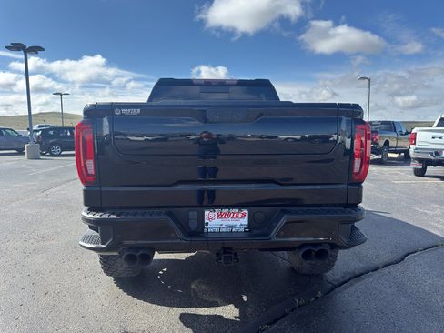 Used 2020 GMC Sierra 1500 AT4 w/ AT4 Premium Package AWD/4WD image 6