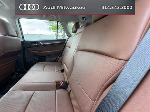 Used 2018 Subaru Outback 2.5i Touring w/ Popular Package #3 AWD/4WD image 13