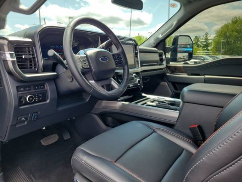 Used 2024 Ford F250 Lariat w/ Lariat Ultimate Package AWD/4WD image 21