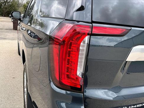 Used 2022 GMC Yukon Denali AWD/4WD image 26