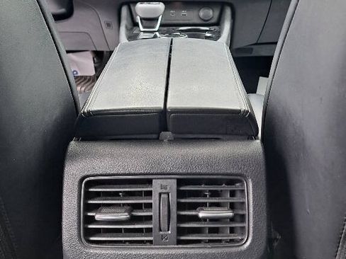 Used 2021 Nissan Rogue SV w/ Premium Package AWD/4WD image 6