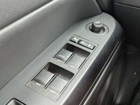 Used 2015 Jeep Patriot Sport w/ Power Value Group FWD image 22