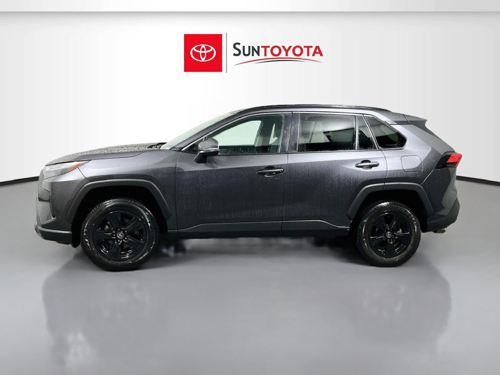 Used 2025 Toyota RAV4 XLE FWD image 7