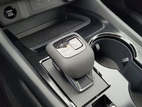 Certified 2026 Nissan Rogue SV FWD image 31