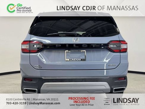 Used 2023 Honda Pilot Touring image 7