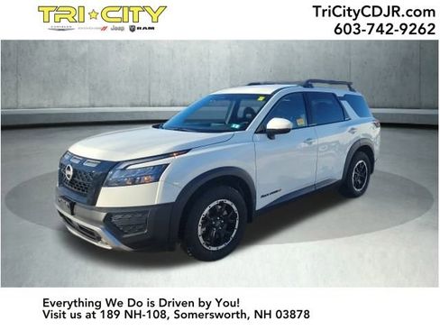 Used 2024 Nissan Pathfinder Rock Creek image 1