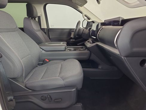 Used 2025 Ford Expedition Max Active image 21