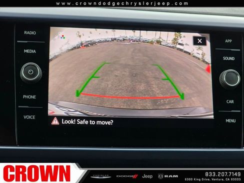 Used 2022 Volkswagen Taos SE image 33