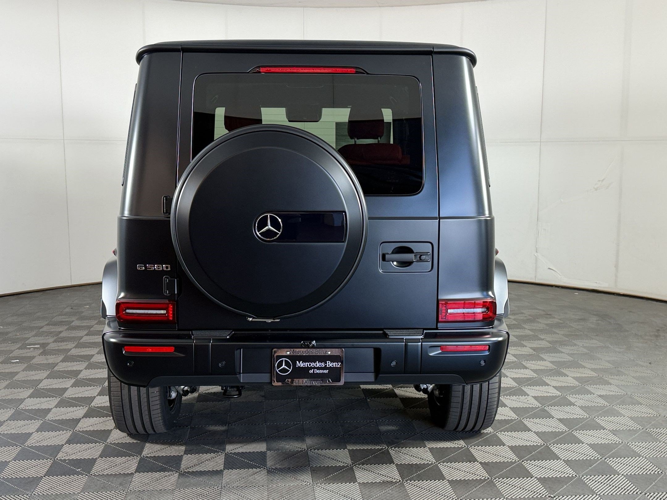 New 2027 Mercedes-Benz G 580 e image 10