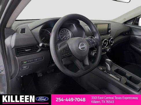 Used 2025 Nissan Sentra S image 10