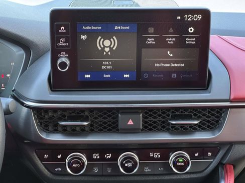 Used 2025 Acura ADX A-Spec image 18