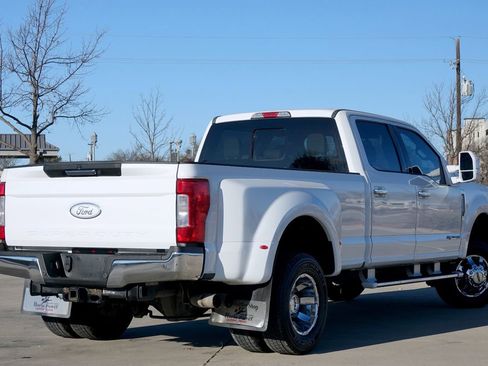 Used 2017 Ford F350 Lariat image 24