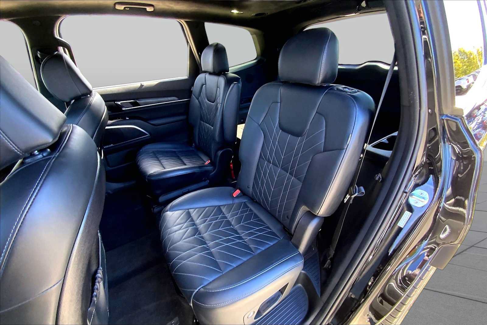 Used 2024 Kia Telluride SX Prestige X-Line AWD/4WD image 19