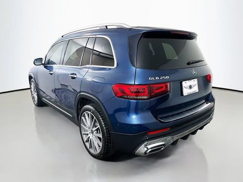 Used 2022 Mercedes-Benz GLB 250 image 7