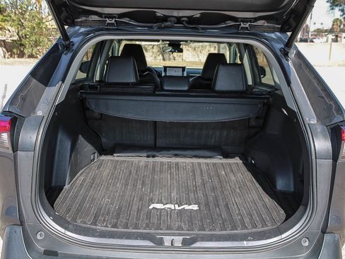 Used 2023 Toyota RAV4 XLE Premium FWD image 27