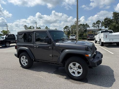Used 2026 Jeep Wrangler Sport AWD/4WD image 1
