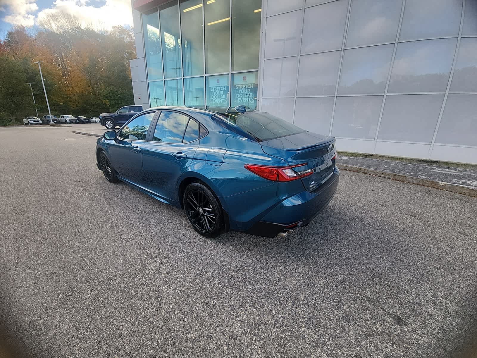 Used 2025 Toyota Camry SE w/ Convenience Package AWD/4WD image 24