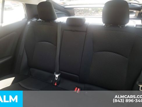 Used 2022 Toyota Prius LE FWD image 17
