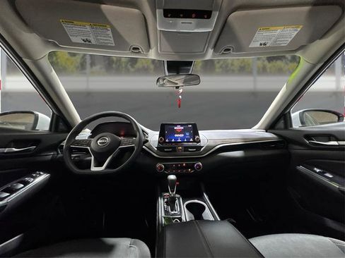 Used 2023 Nissan Altima 2.5 SV image 22