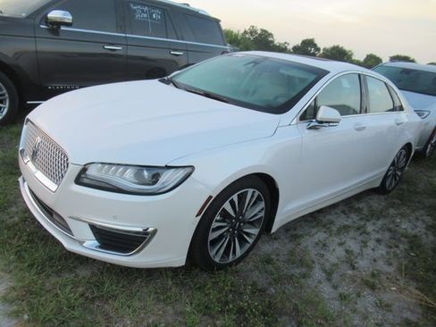 Certified 2020 Lincoln MKZ Reserve FWD image 3