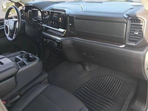 Used 2023 Chevrolet Silverado 1500 LT AWD/4WD image 21