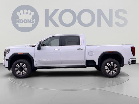 New 2026 GMC Sierra 3500 Denali w/ Denali Reserve Package AWD/4WD image 2