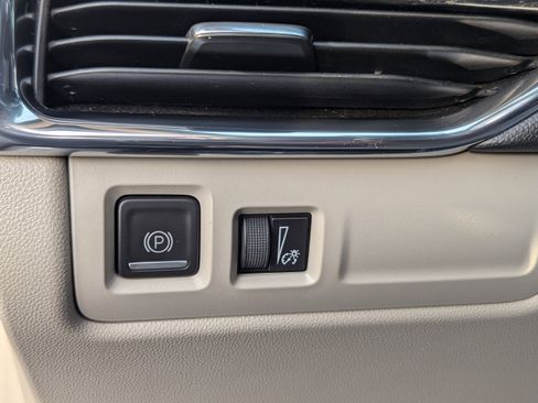 Certified 2023 Cadillac XT4 Premium Luxury w/ Cold Weather Package image 29