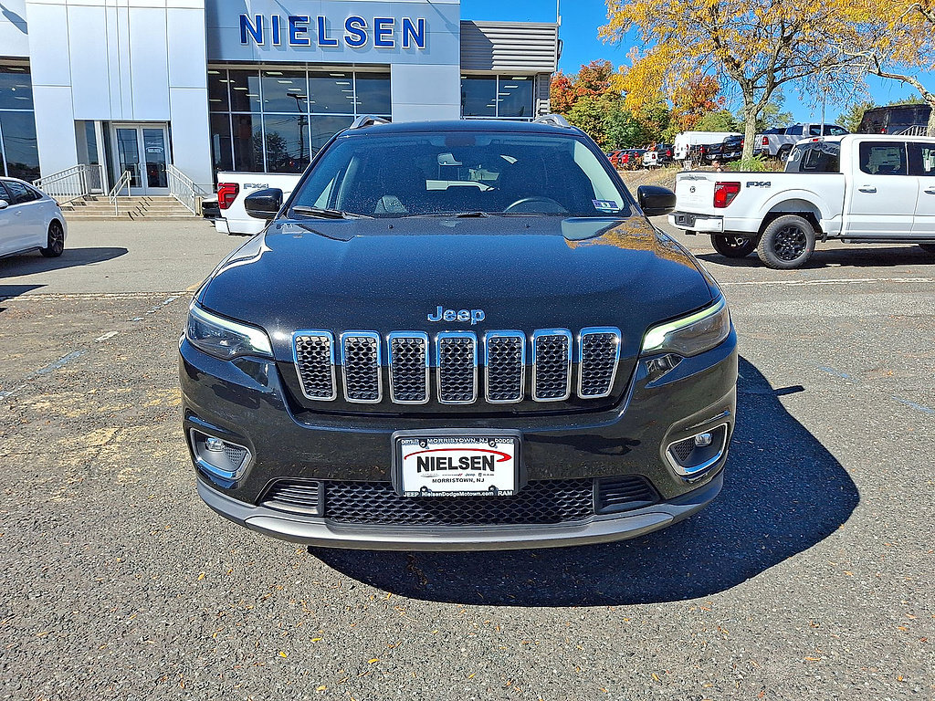 Used 2019 Jeep Cherokee Limited AWD/4WD image 3