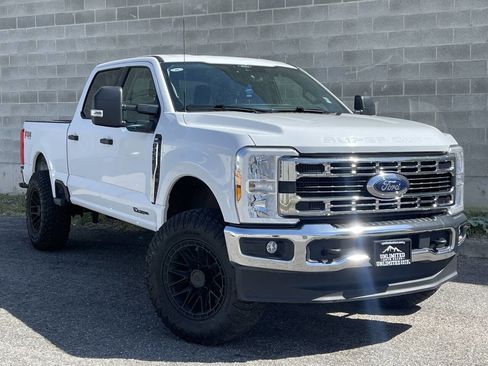 Used 2025 Ford F250 XLT w/ FX4 Off-Road Package AWD/4WD image 1